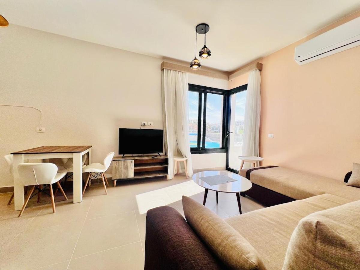 Panoramic Lagoon & Sea View Modern 3br * Hurghada